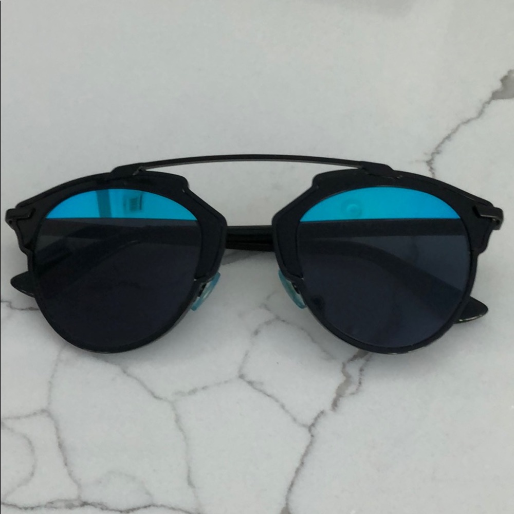 Dior Sunglasses 🕶